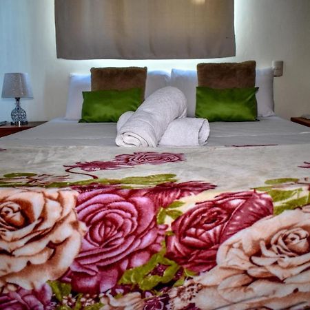 Hostal Palmas De Punta Cana F2 Kültér fotó