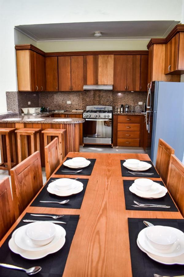 Hostal Palmas De Punta Cana F2 Kültér fotó